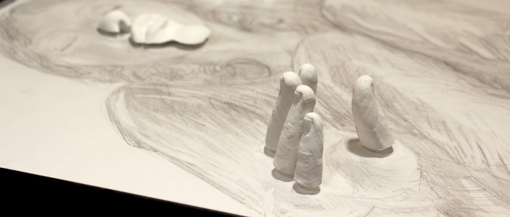 sculpture by Ada Denil playing with 2 and 3 dimensional space